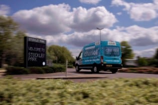 Chariot Expands London Shuttle Service to Help Companies ...